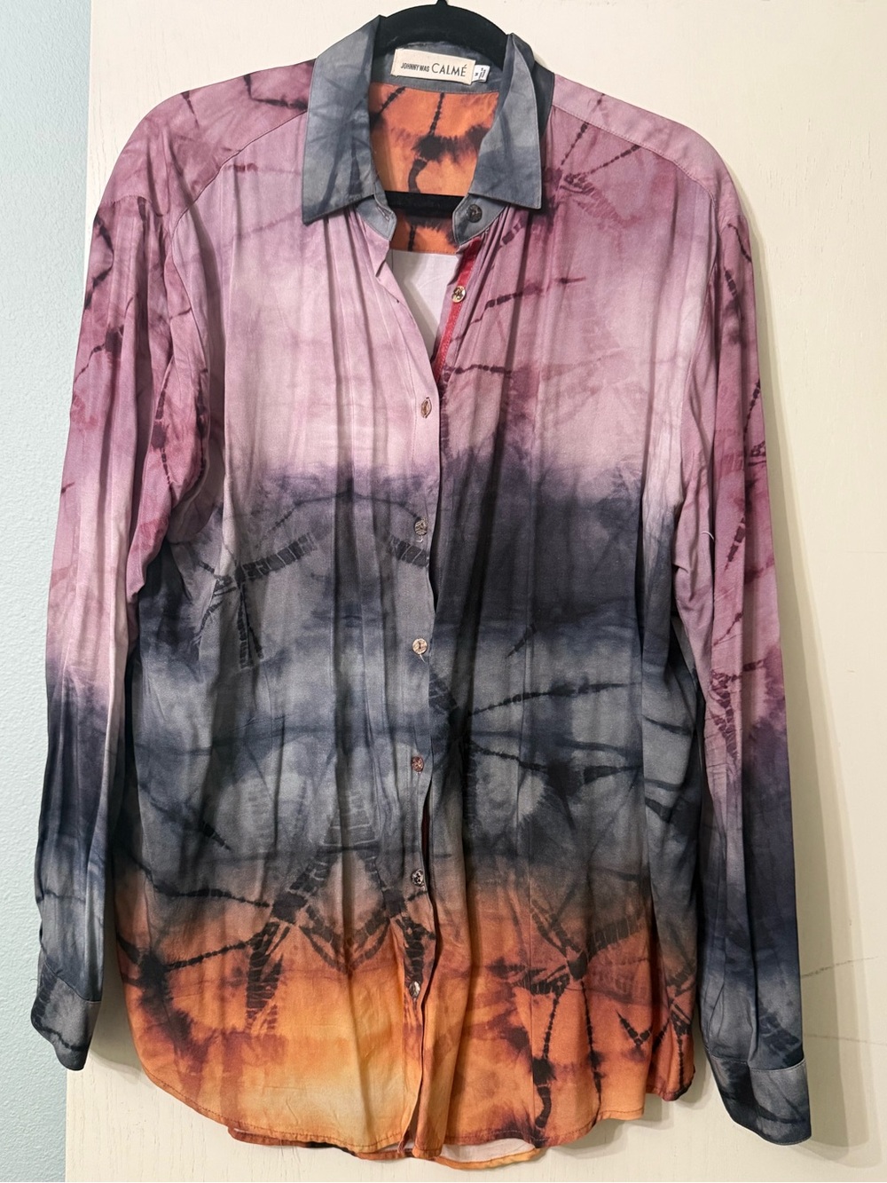 CALME Johnny Was  Ombre Tie-Dye Button-Up Shirt in Pink, Blue & Orange